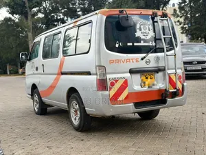 Nissan Caravan (Urvan) 2007 Silver