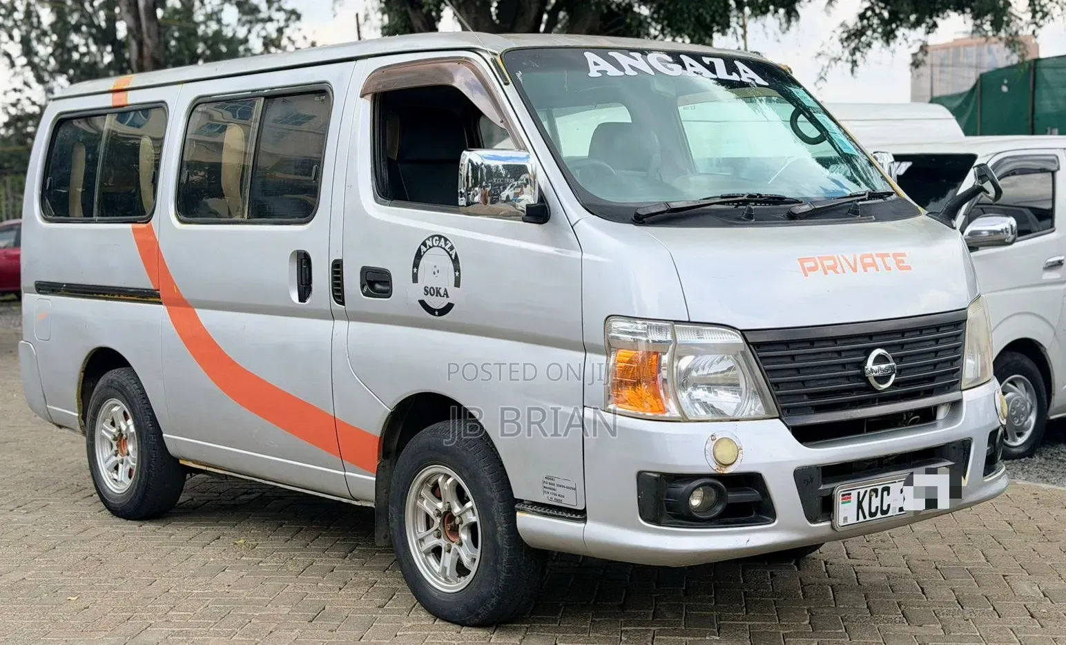 Nissan Caravan (Urvan) 2007 Silver