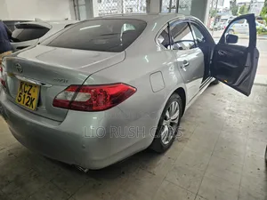Nissan Fuga 2013 Silver