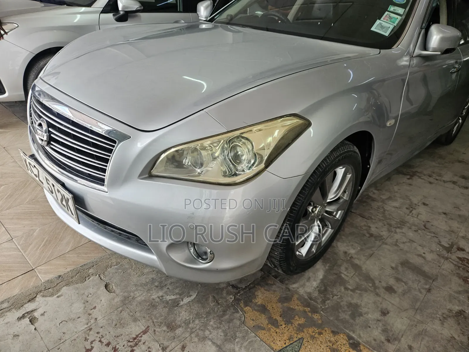 Nissan Fuga 2013 Silver