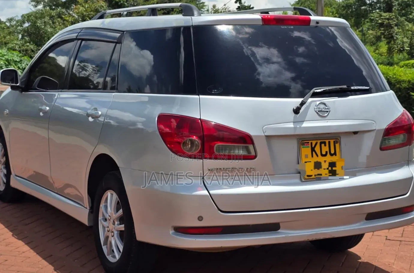 Nissan Wingroad 2011 Silver