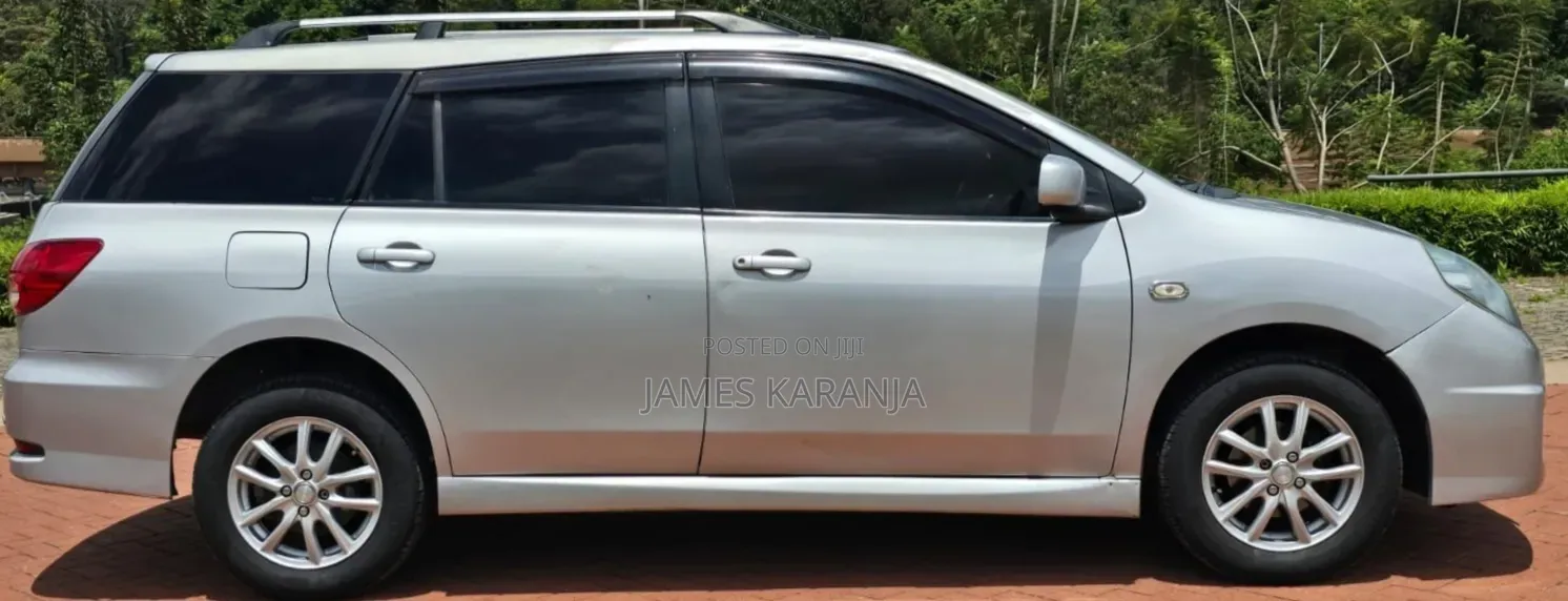 Nissan Wingroad 2011 Silver