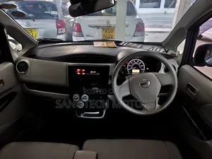 Nissan Dayz 2018 Silver