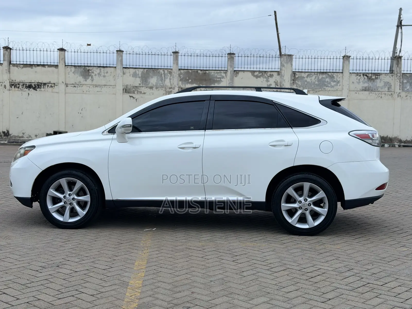 Lexus RX 2011 White