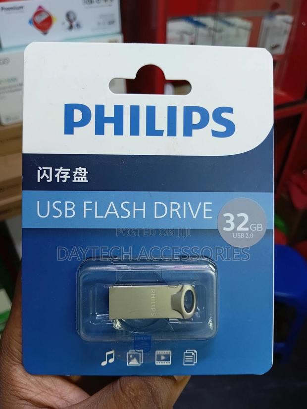 Philips Usb Stick 32 Gb Usb 2.0 Flash Drive Moon Edition - thumbnail 2