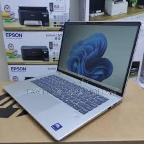 New Laptop HP ProBook 440 G10 8GB Intel Core i5 SSD 512GB