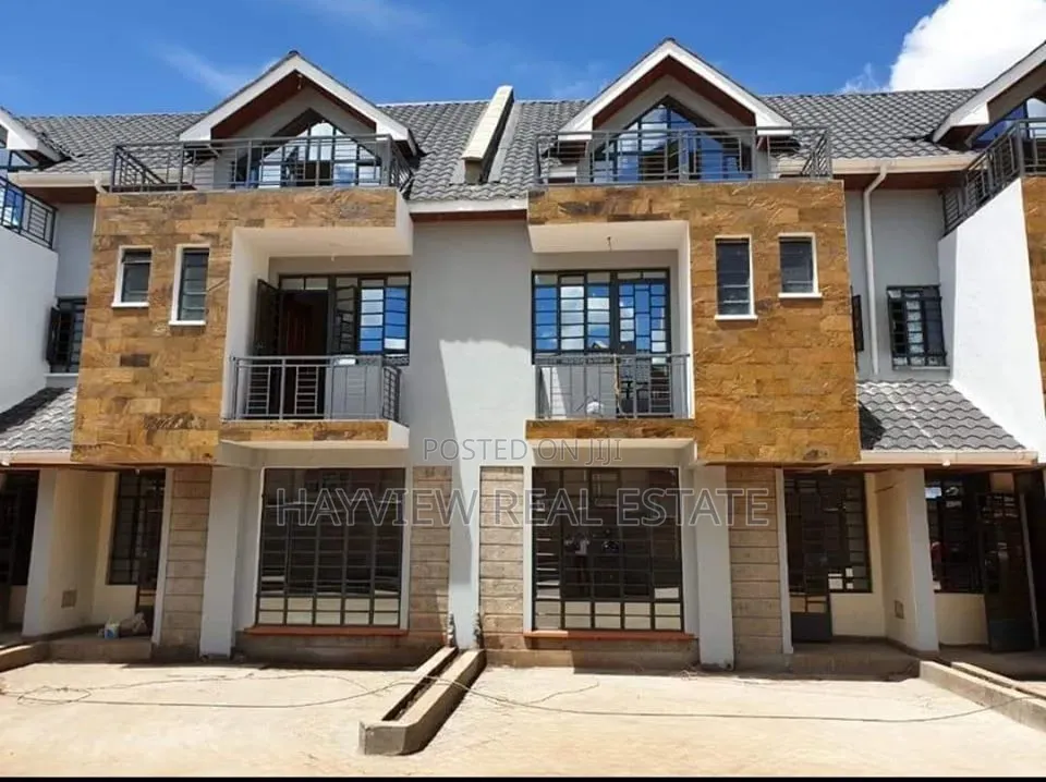 4bdrm Townhouse/Terrace in Thogoto for sale