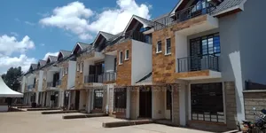 4bdrm Townhouse/Terrace in Thogoto for sale