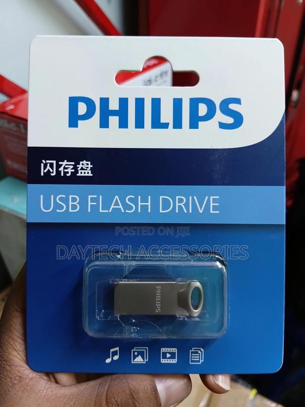 This Is a Philips Moon Edition 8gb Usb 2.0 Flash Drive. - thumbnail 2