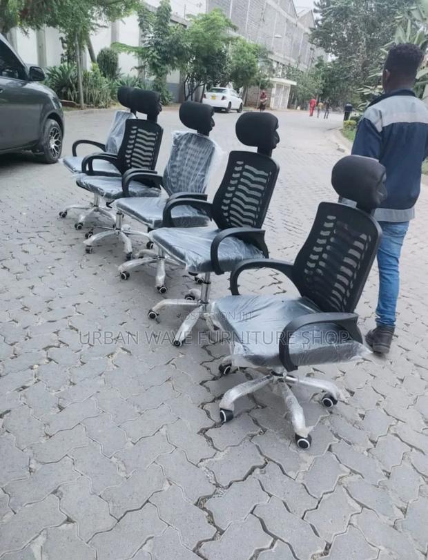 Head Support Chair - main view