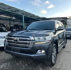 Toyota Land Cruiser Prado 2019 Gray