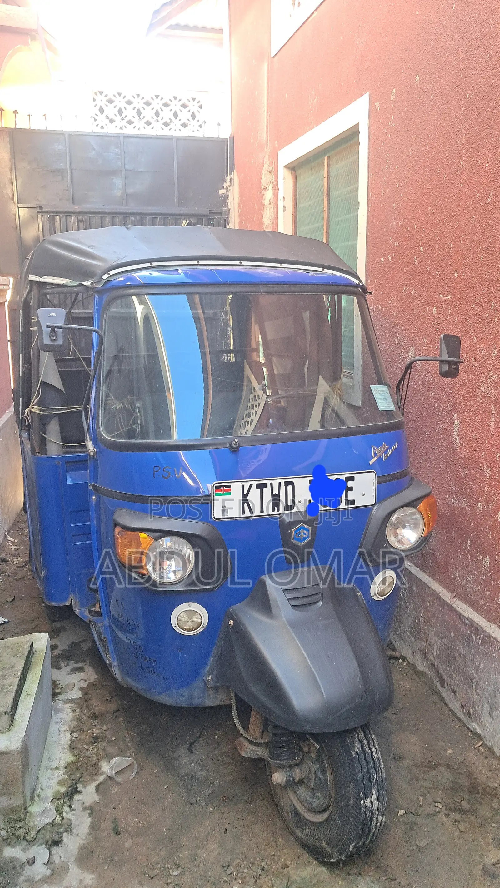 Piaggio 2024 Blue