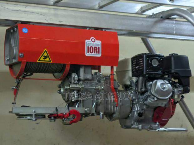 1000kgs Crane - thumbnail 2