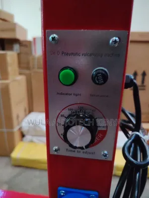 Heavy Duty and Industrial Sh.D Pneumatic Tyre Vulcanizing Machine Wula