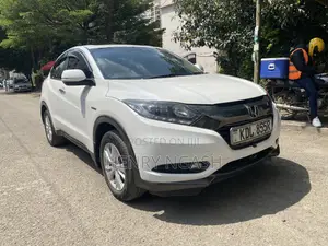 Honda Vezel 2016 White