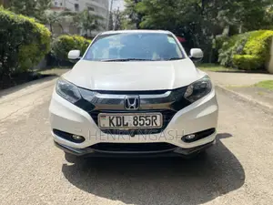 Honda Vezel 2016 White