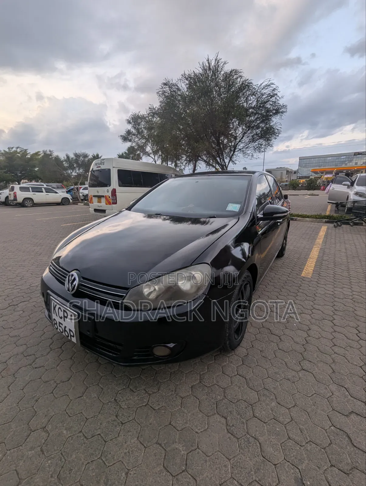 Volkswagen Golf 2011 Black