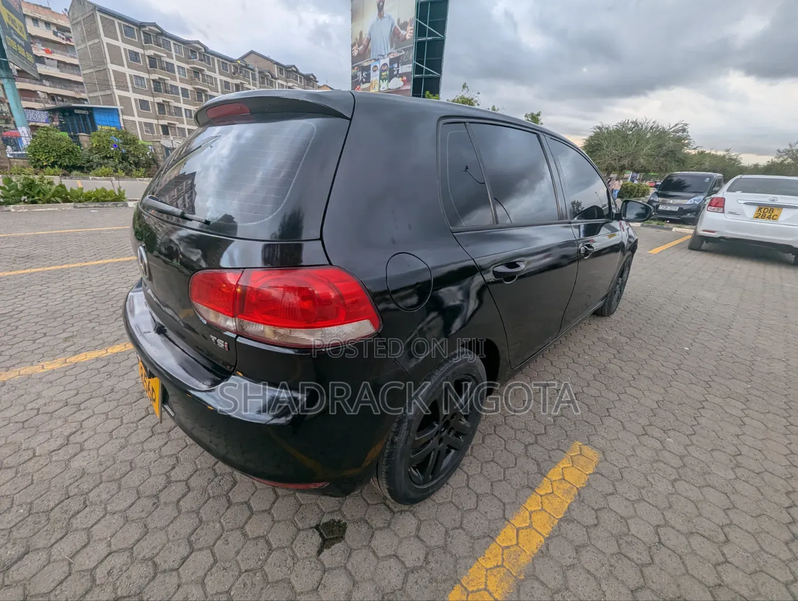 Volkswagen Golf 2011 Black