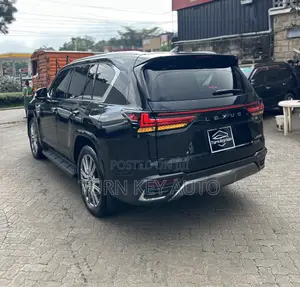 Lexus LX 600 2023 Black
