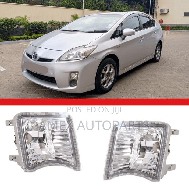 Fog Lamp Upper Toyota Prius 2009 - 2011
