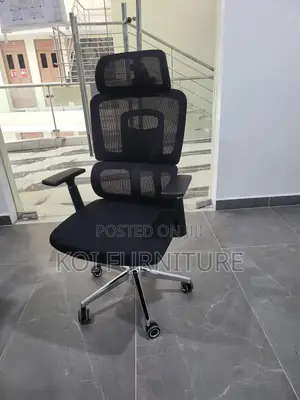 Office Chair : Black High-Back Ergonomic Mesh Office Chair
