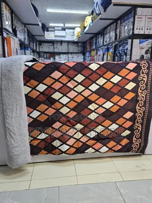 Premium Single Woolen Duvet for All Season Comfort
