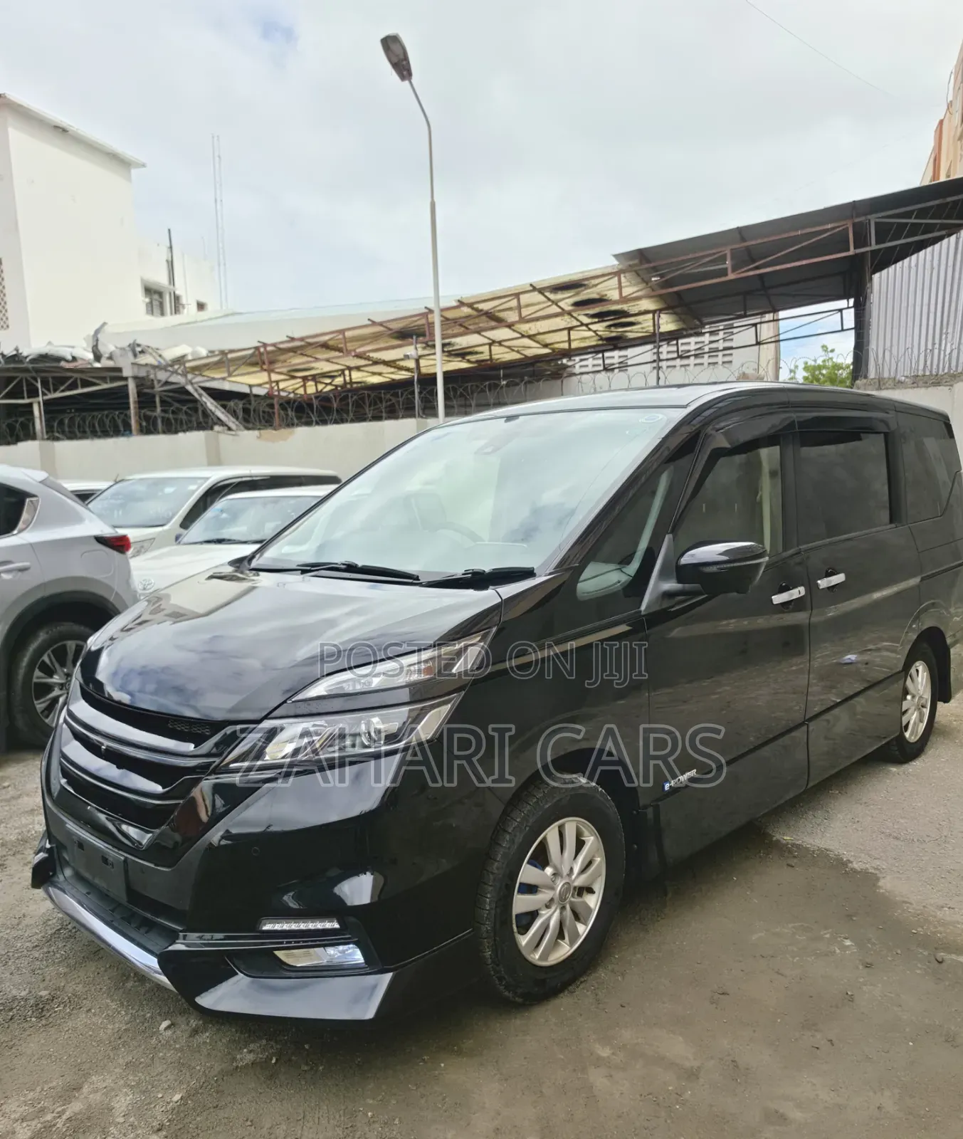 Nissan Serena 2019 Black
