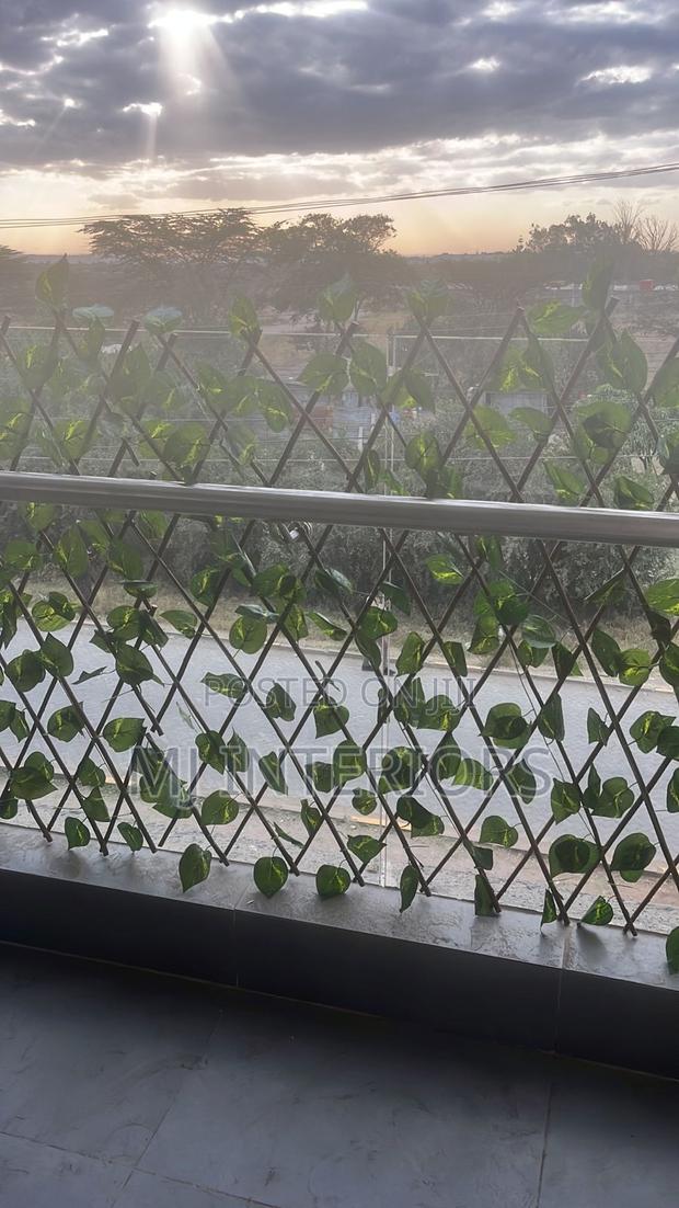 Expandable Artificial Ivy Fence Retractable Balcony Privacy Screen