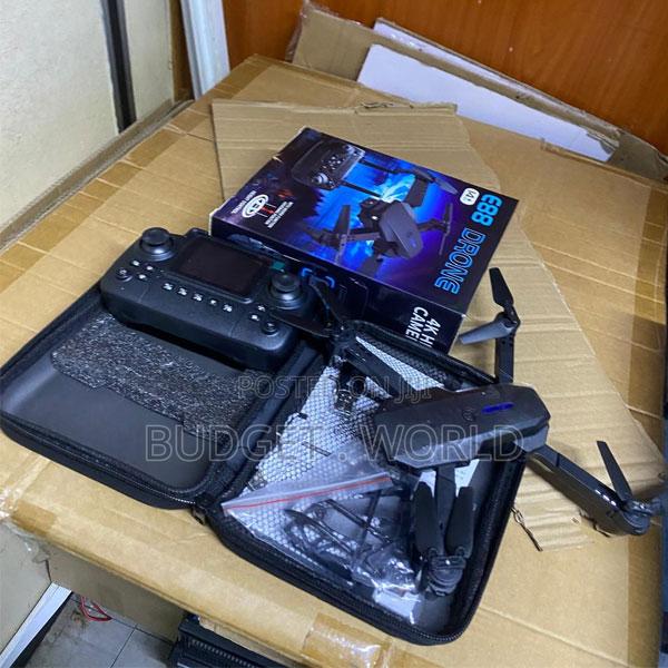 : E88 Pro Hd Camera Drone With Live Display Screen Controller - main view