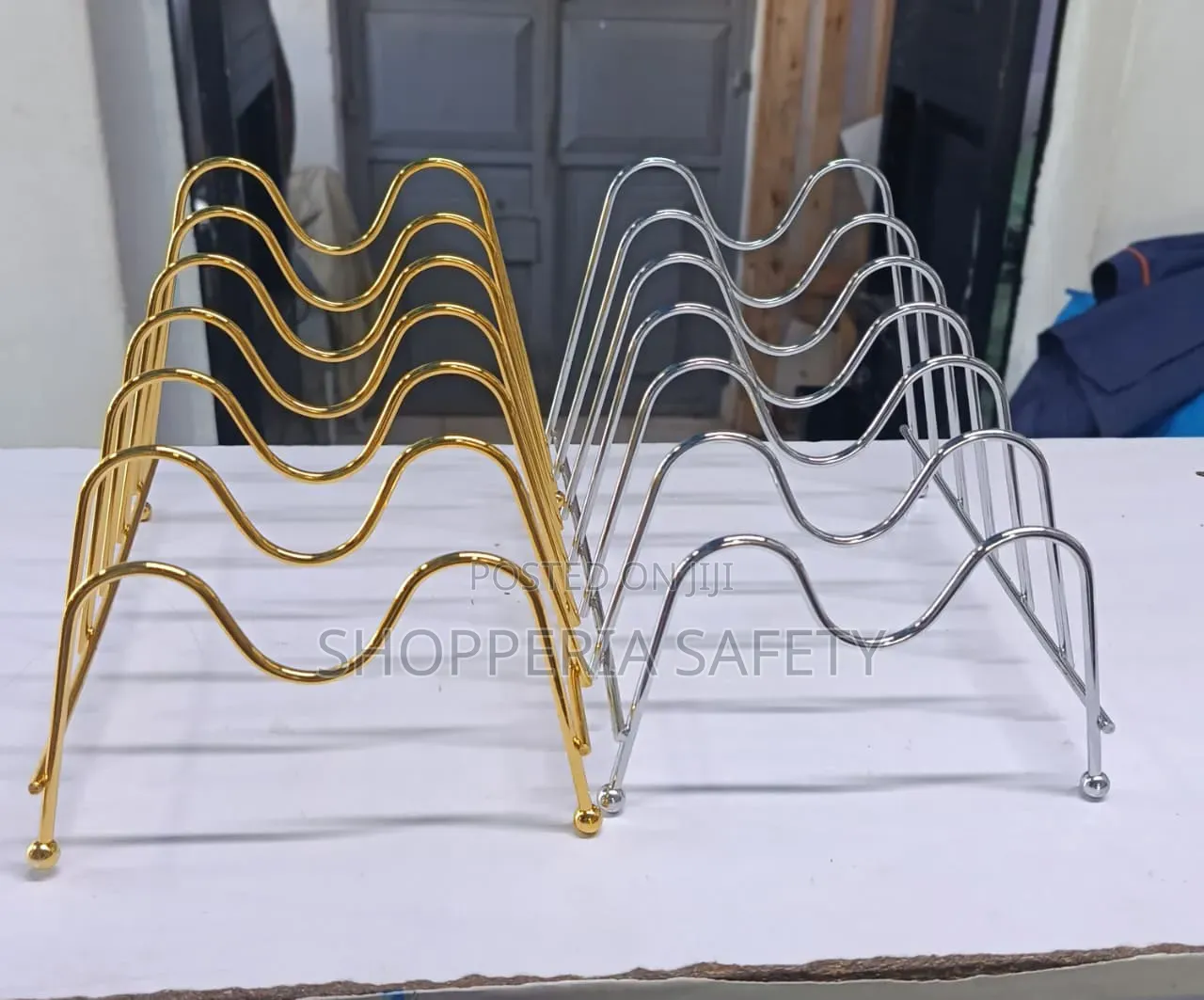 Plate Stand