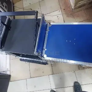 Professional 12unit Closed Rack