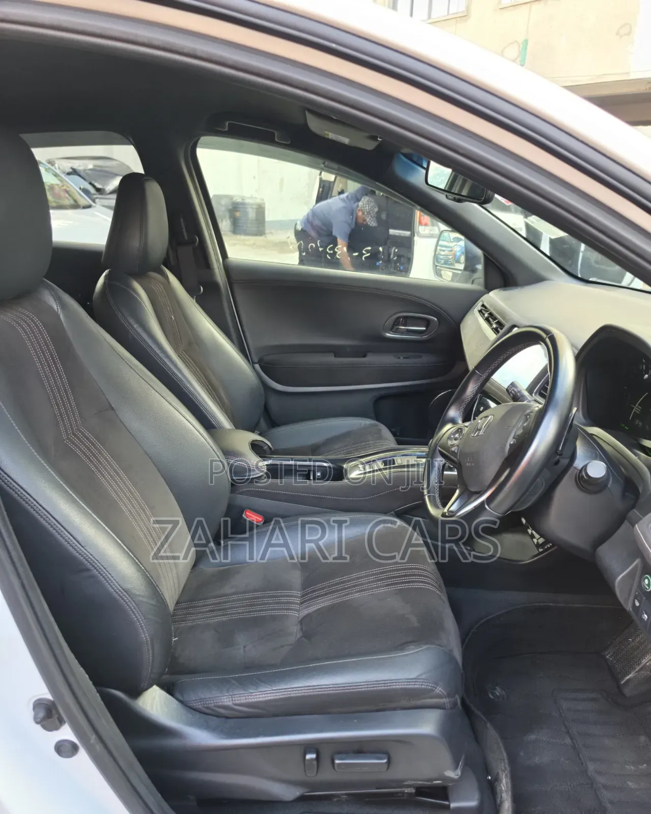Honda Vezel 2019 White