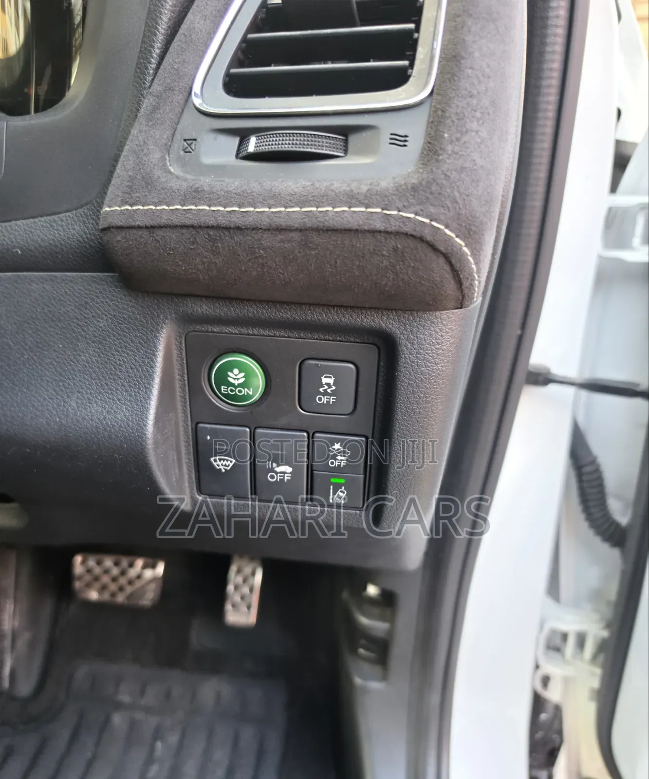 Honda Vezel 2019 White