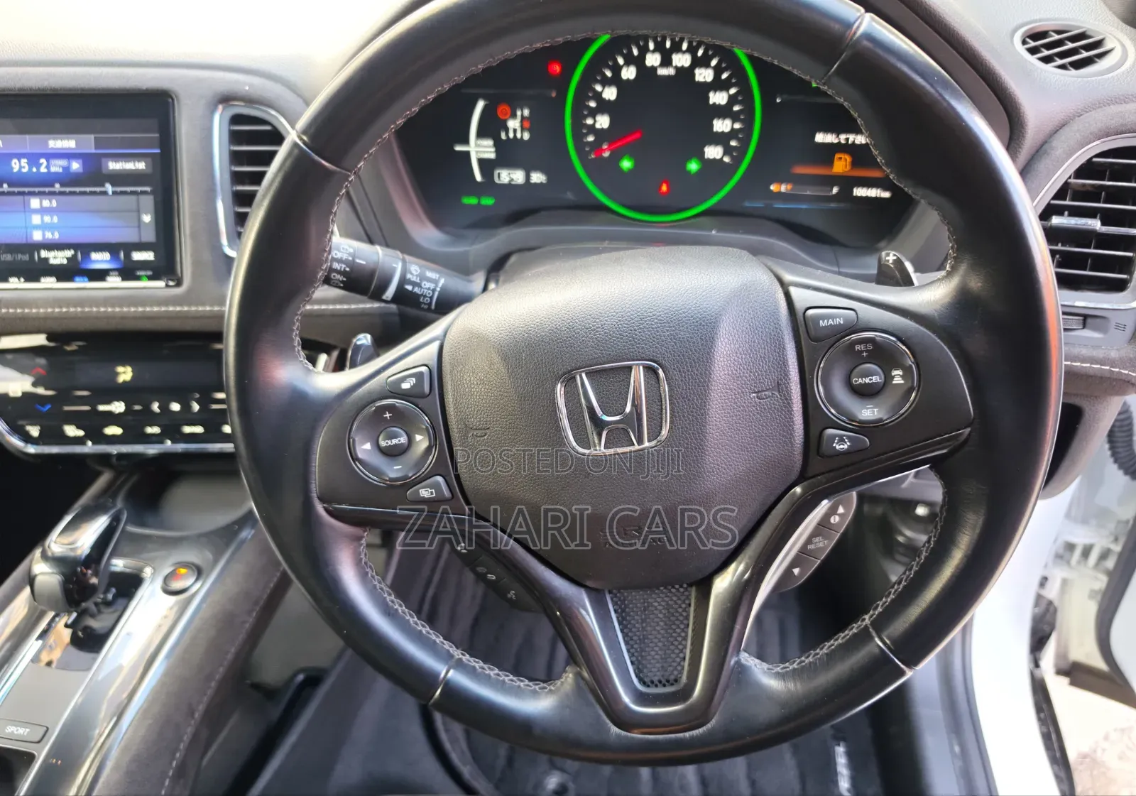 Honda Vezel 2019 White