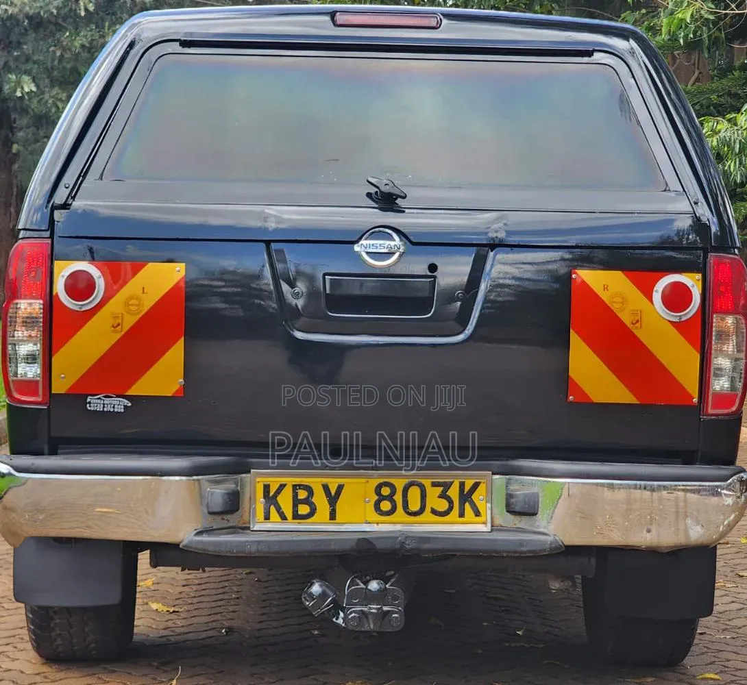 Nissan Navara 2008 Black