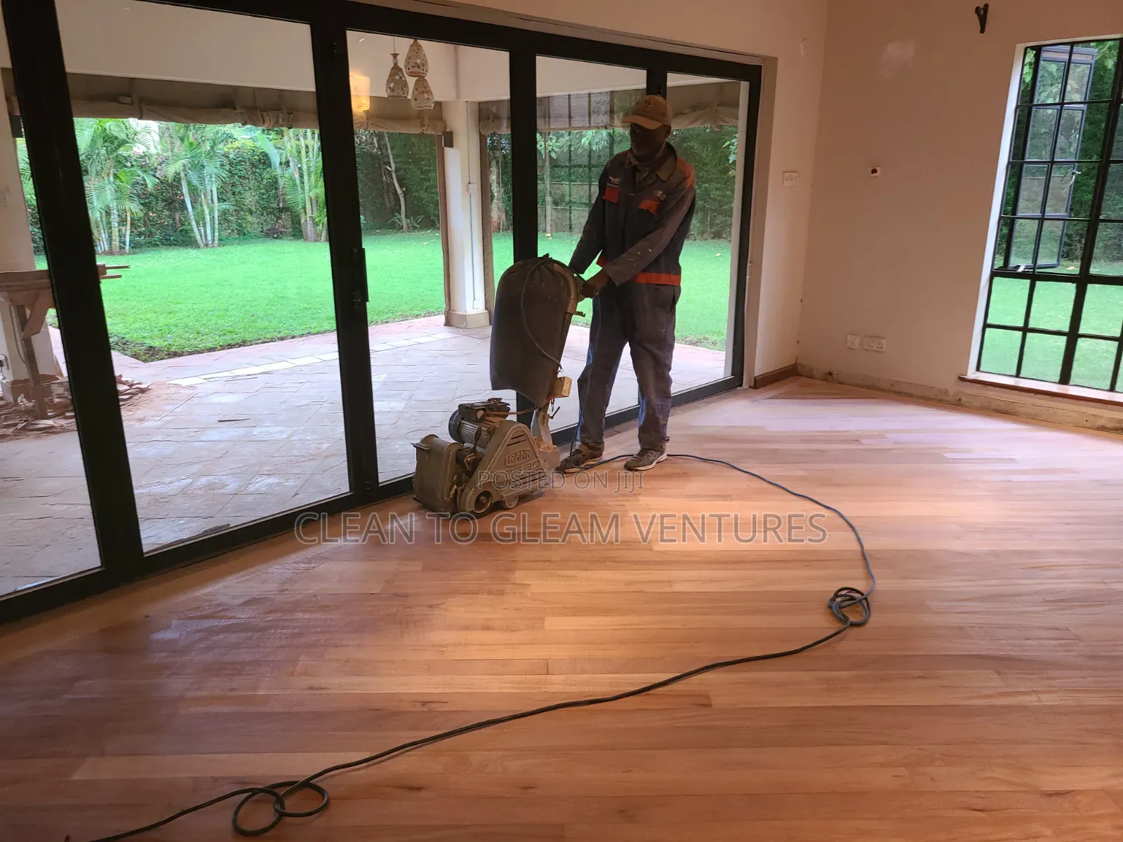 Classy Elegant Warm Wooden Flooring