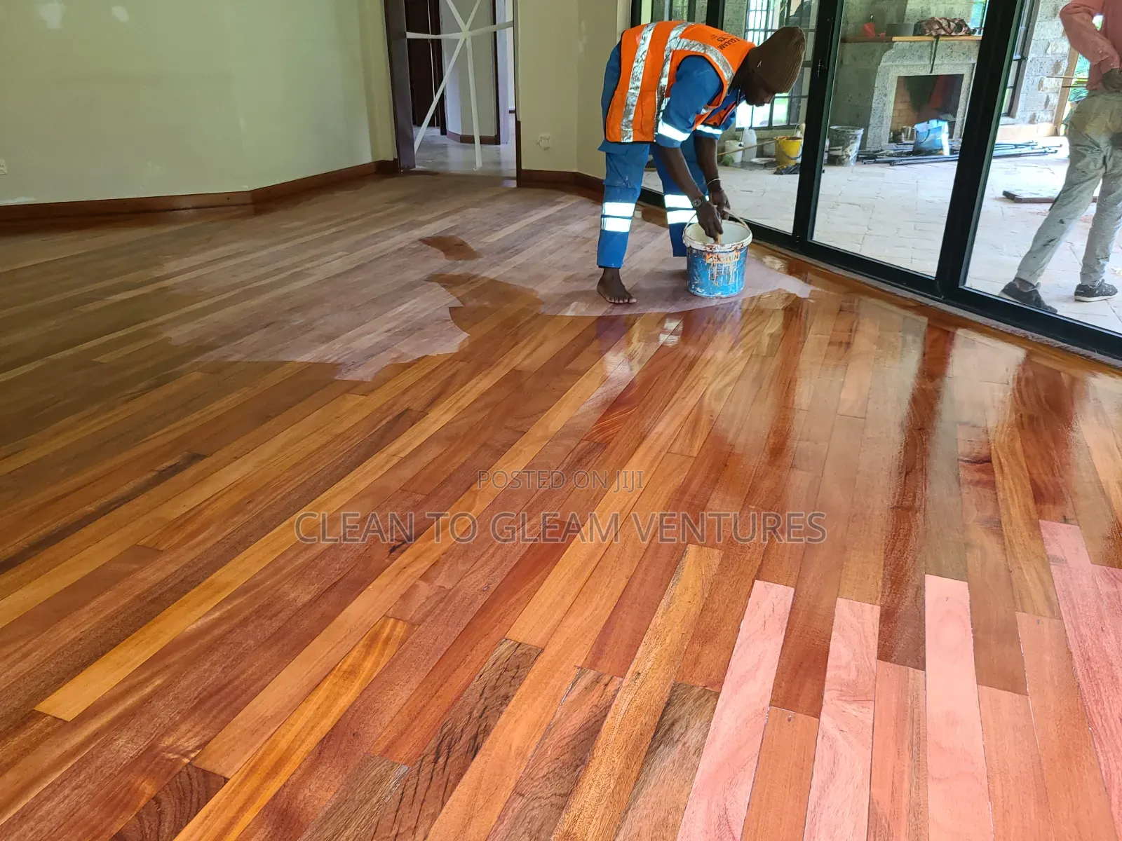 Classy Elegant Warm Wooden Flooring