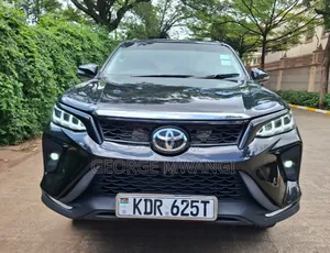 Toyota Fortuner 2018 Black