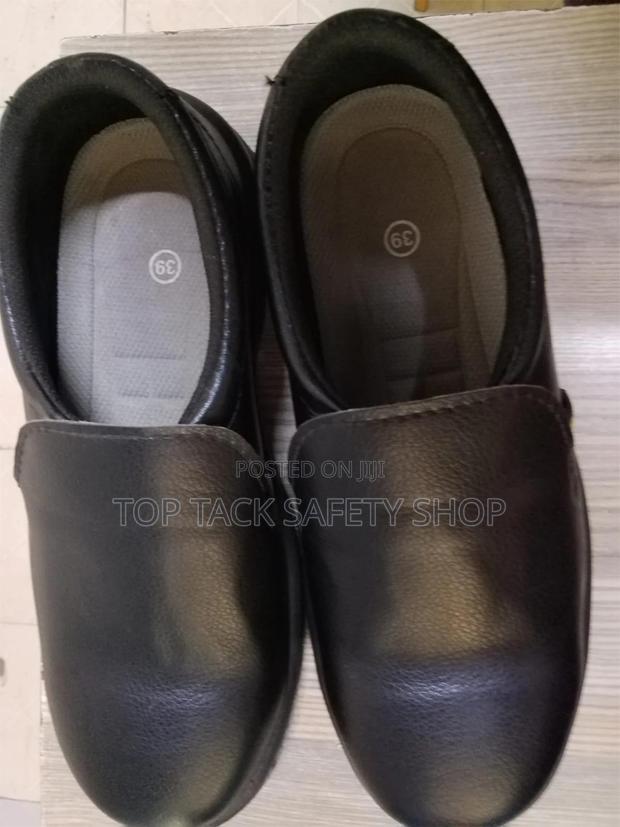 Size 39 Kitchen Shoe