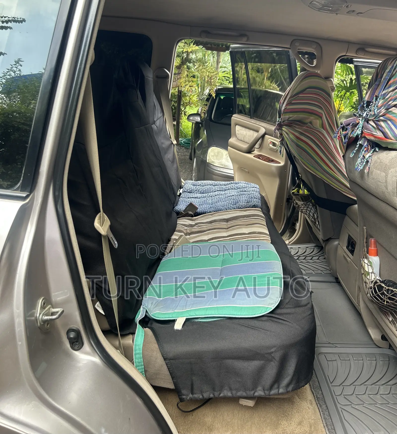 Toyota Land Cruiser 2000 Silver