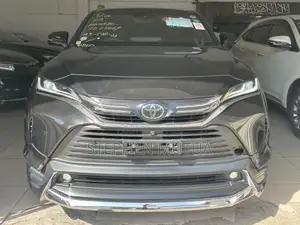 Toyota Harrier 2.0 2020 Black