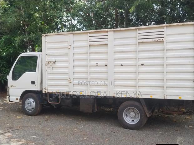 Isuzu NKR Financing - thumbnail 5