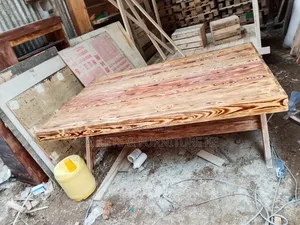 Stonefield Farm Table