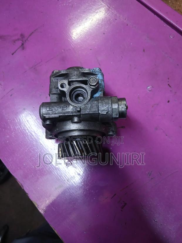 Pajero 4m41 Power Steering Pump - thumbnail 3
