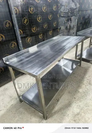 Extravagant Modernized Stainless Steel Working Table Top