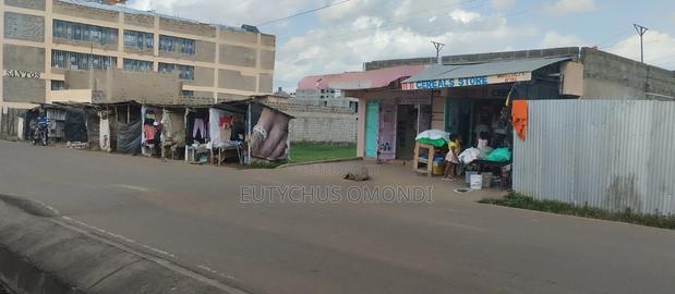 Mini Flat in Mihango, Complex Utawala for sale