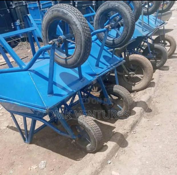 Extravagant Heavy Gauge Wheelbarrow