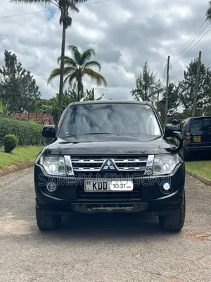 Mitsubishi Pajero 2014 Black