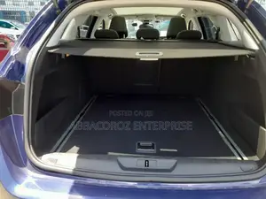 Peugeot 308 2018 Blue