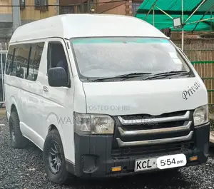 Toyota HiAce 2011 White
